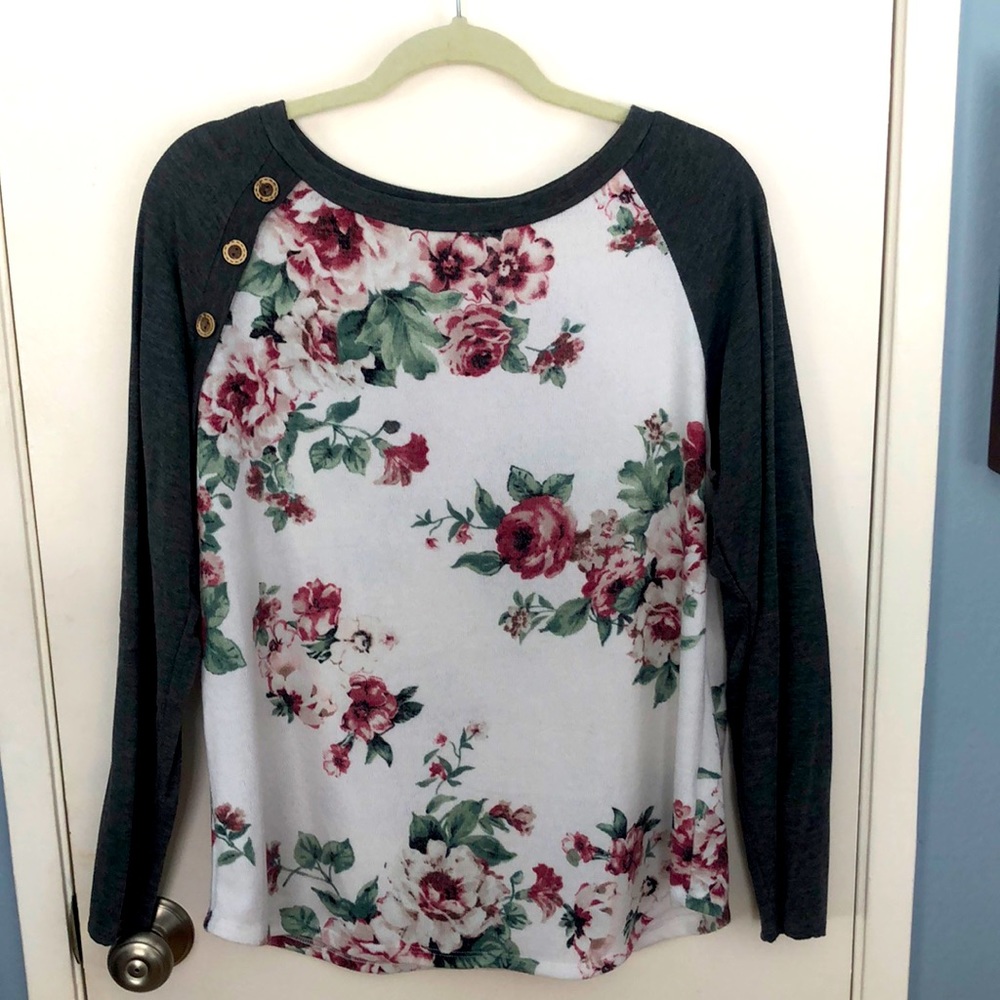 EUC 143 Story by Line Up Long Sleeve Thin Sweater - Sz L